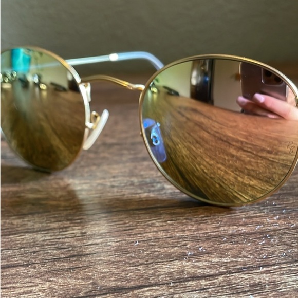 Ray-Ban Gold Frame Sunglasses with Pink Lenses - Picture 3 of 7